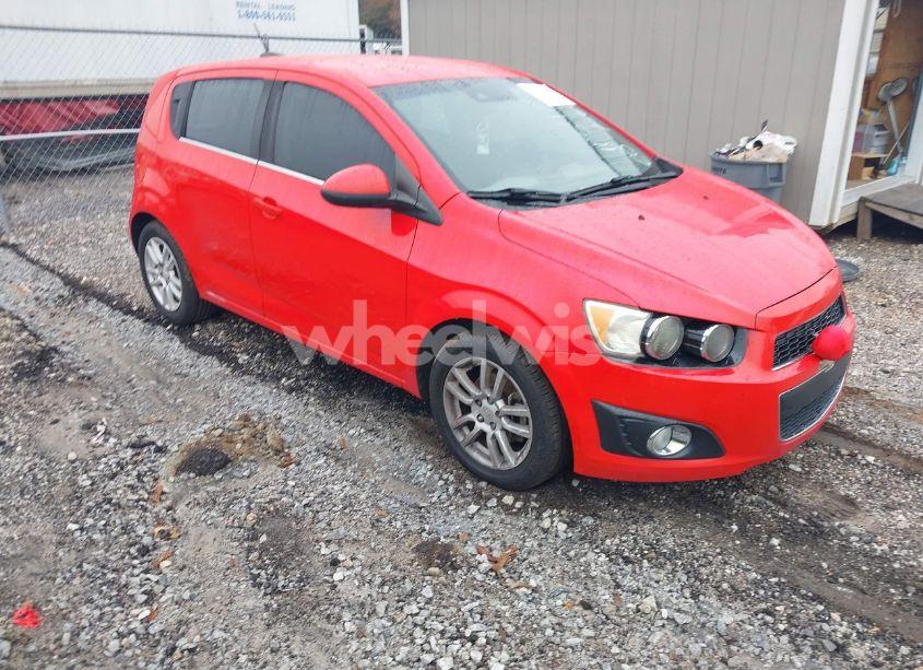2015 Chevrolet Sonic LT AUTO (VIN 1G1JC6SHXF4113935) main photo