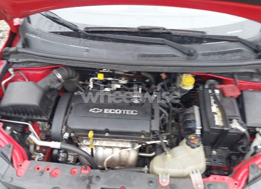 Photo 10 of 2015 Chevrolet Sonic LT AUTO (VIN 1G1JC6SHXF4113935)