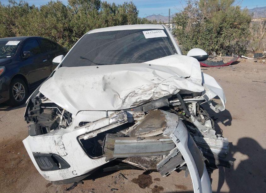 Photo 12 of 2015 Chevrolet Sonic LT AUTO (VIN 1G1JC6SHXF4196122)