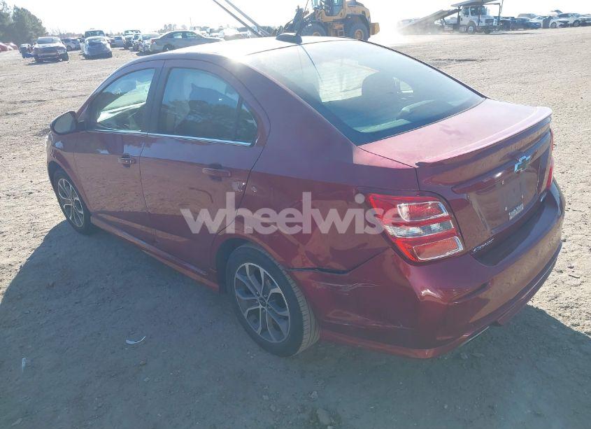 Photo 3 of 2019 Chevrolet Sonic LT AUTO (VIN 1G1JD5SB0K4115108)