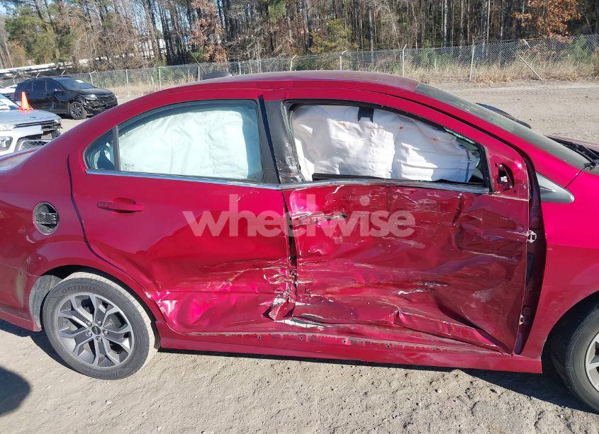 Photo 6 of 2019 Chevrolet Sonic LT AUTO (VIN 1G1JD5SB0K4115108)