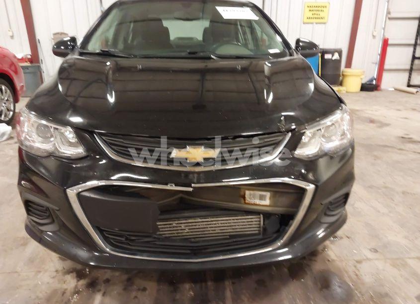 Photo 18 of 2018 Chevrolet Sonic LT AUTO (VIN 1G1JD5SB1J4103385)