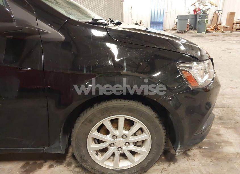 Photo 6 of 2018 Chevrolet Sonic LT AUTO (VIN 1G1JD5SB1J4103385)