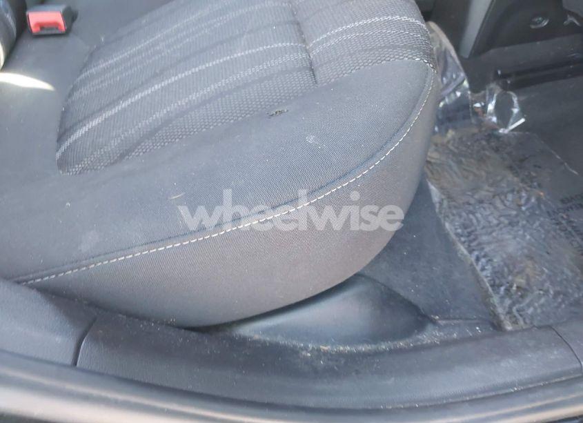 Photo 8 of 2019 Chevrolet Sonic LT AUTO (VIN 1G1JD5SB1K4111553)