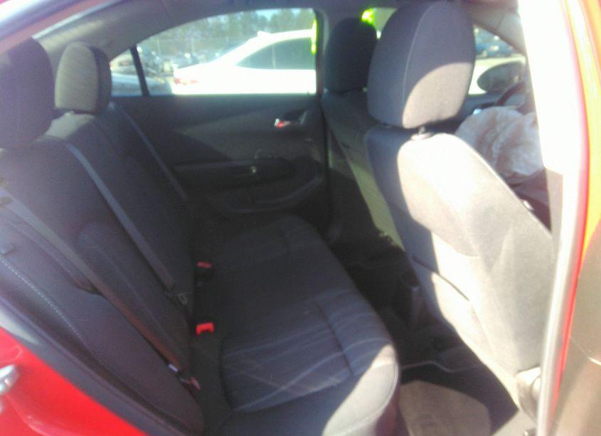 Photo 8 of 2019 Chevrolet Sonic LT AUTO (VIN 1G1JD5SB1K4112122)