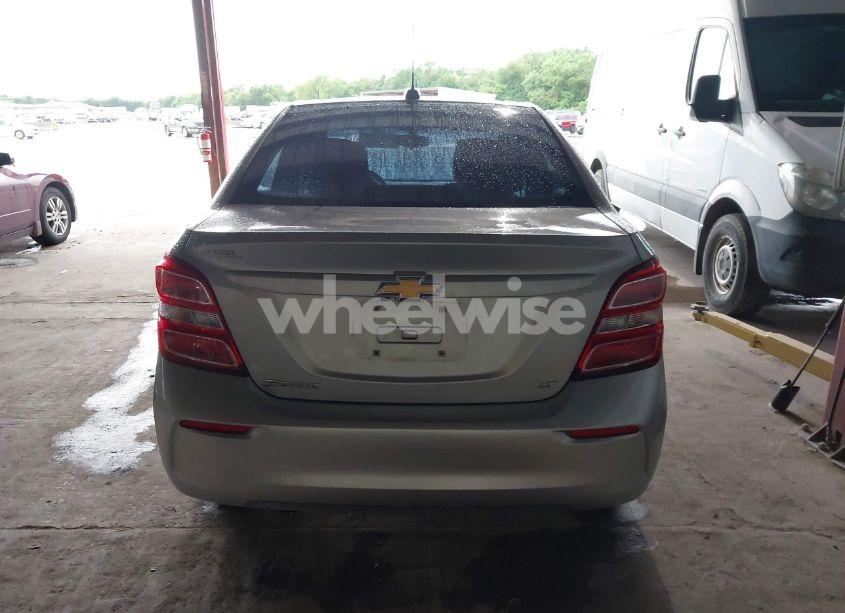 Photo 15 of 2019 Chevrolet Sonic LT AUTO (VIN 1G1JD5SB2K4144335)