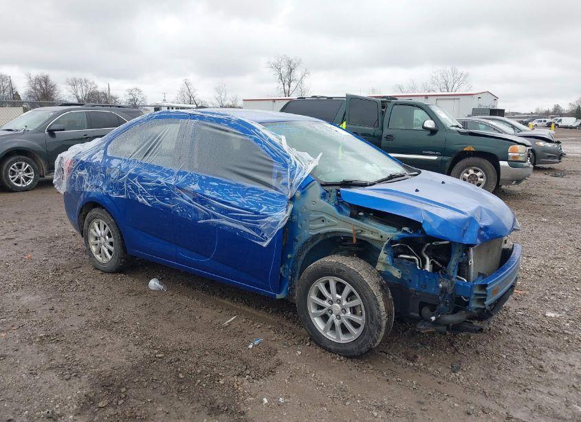 2019 Chevrolet Sonic LT AUTO (VIN 1G1JD5SB3K4110128) main photo