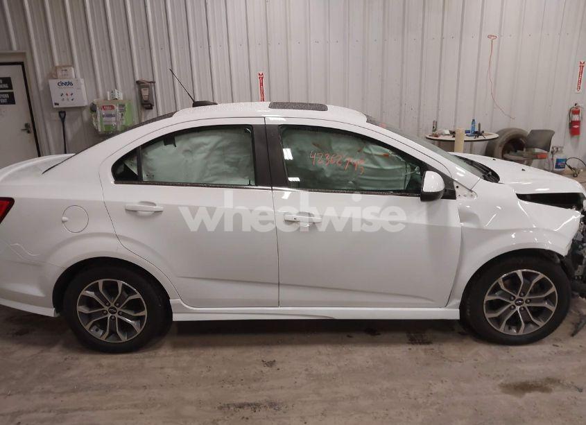 Photo 13 of 2019 Chevrolet Sonic LT AUTO (VIN 1G1JD5SB3K4148085)