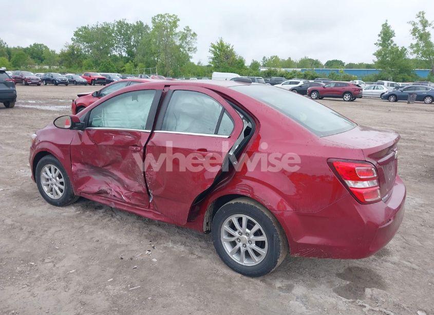 Photo 3 of 2020 Chevrolet Sonic (VIN 1G1JD5SB3L4140358)
