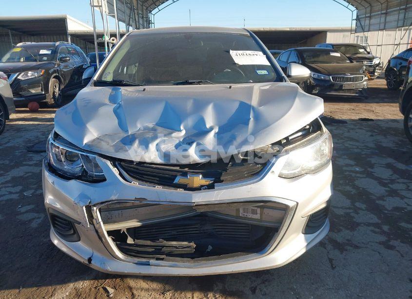 Photo 13 of 2018 Chevrolet Sonic LT AUTO (VIN 1G1JD5SB4J4104210)