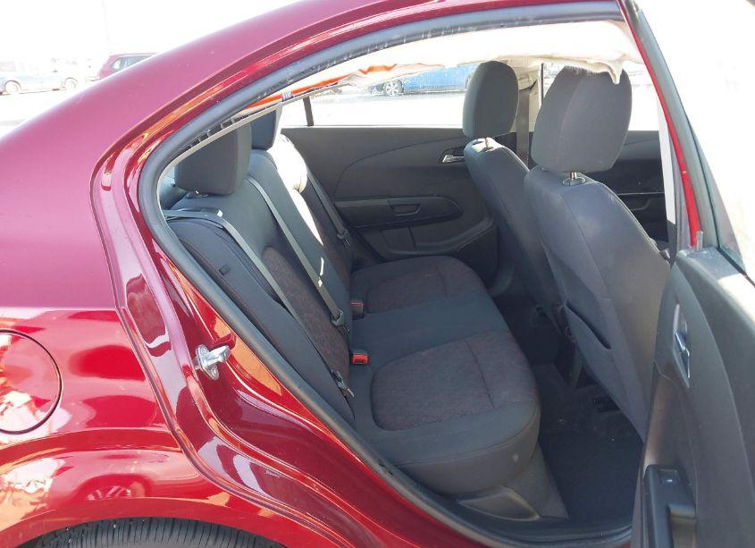 Photo 8 of 2019 Chevrolet Sonic LT AUTO (VIN 1G1JD5SB4K4148533)