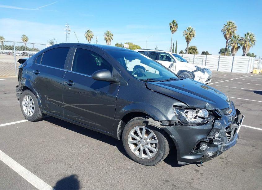 2019 Chevrolet Sonic LT AUTO (VIN 1G1JD5SB4K4150038) main photo