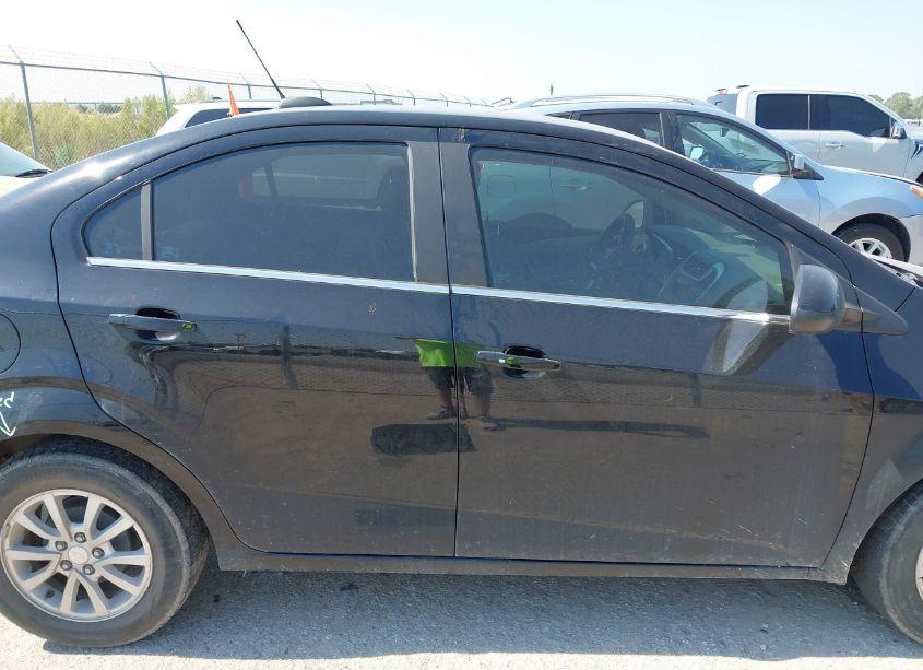 Photo 13 of 2020 Chevrolet Sonic FWD LT (VIN 1G1JD5SB4L4139056)