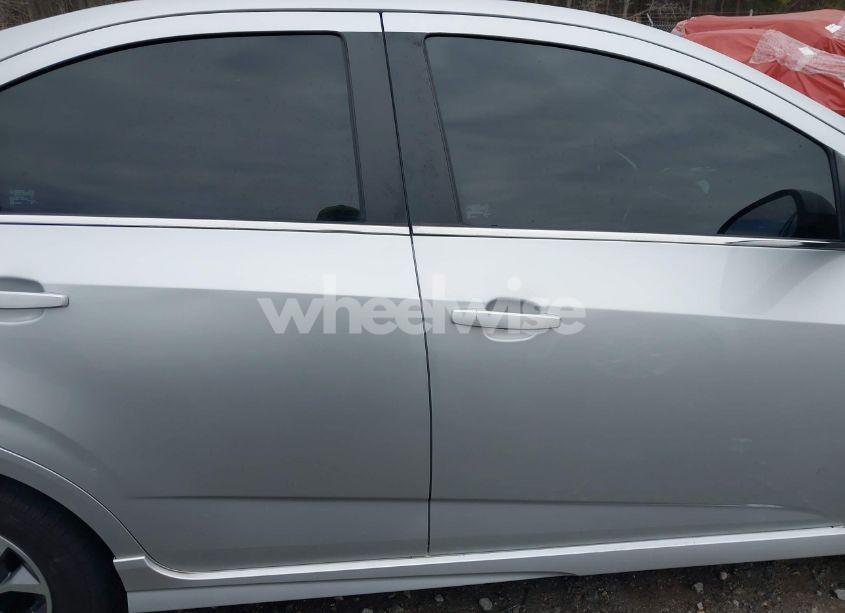 Photo 14 of 2019 Chevrolet Sonic LT AUTO (VIN 1G1JD5SB5K4107411)