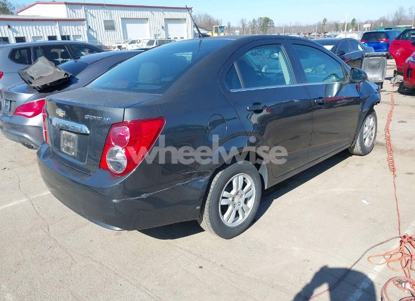 Photo 4 of 2014 Chevrolet Sonic LT MANUAL (VIN 1G1JD5SB6E4221664)