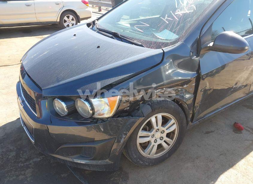 Photo 6 of 2014 Chevrolet Sonic LT MANUAL (VIN 1G1JD5SB6E4221664)