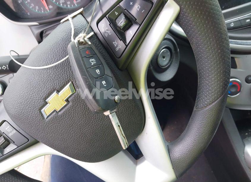 Photo 11 of 2019 Chevrolet Sonic LT AUTO (VIN 1G1JD5SB7K4143486)