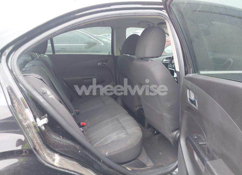 Photo 8 of 2019 Chevrolet Sonic LT AUTO (VIN 1G1JD5SB7K4143486)