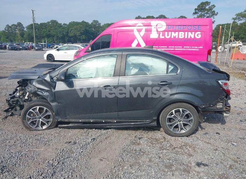 Photo 15 of 2020 Chevrolet Sonic FWD LT (VIN 1G1JD5SB7L4125541)