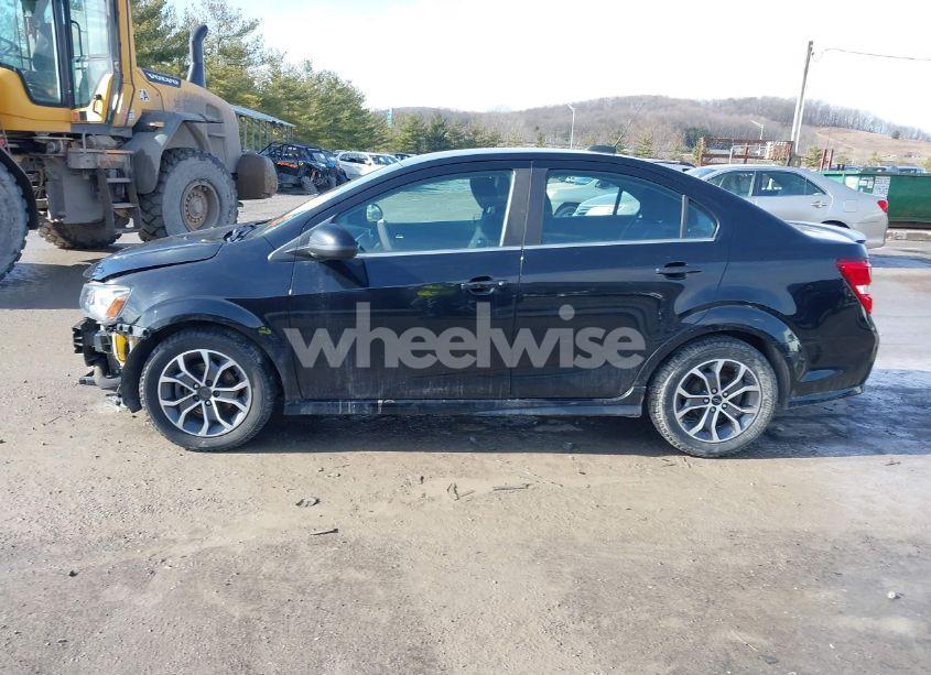 Photo 15 of 2020 Chevrolet Sonic FWD LT (VIN 1G1JD5SB7L4144316)