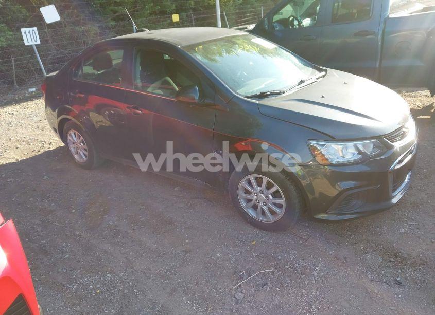 2018 Chevrolet Sonic LT AUTO (VIN 1G1JD5SB8J4102265) main photo