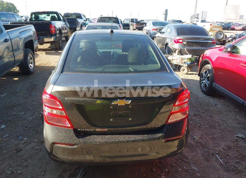 Photo 16 of 2018 Chevrolet Sonic LT AUTO (VIN 1G1JD5SB8J4102265)