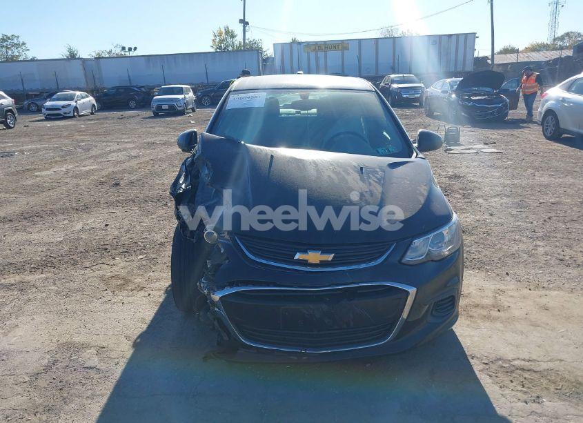 Photo 11 of 2018 Chevrolet Sonic LT AUTO (VIN 1G1JD5SB8J4121320)
