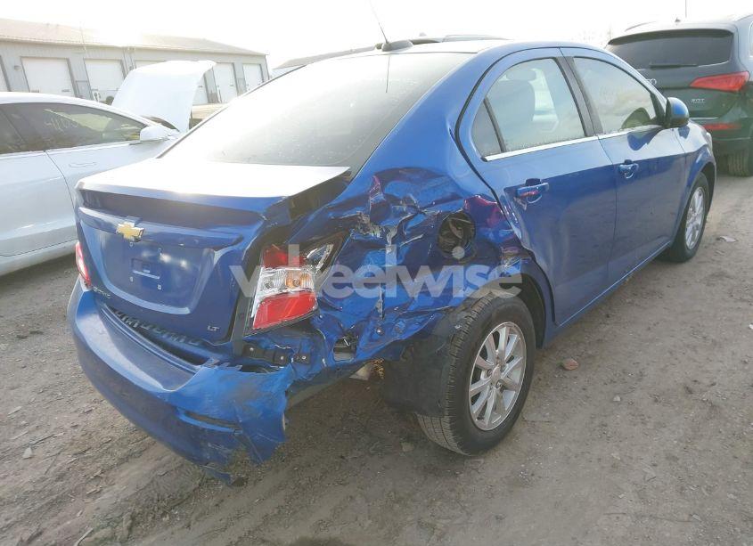 Photo 6 of 2019 Chevrolet Sonic LT AUTO (VIN 1G1JD5SB9K4112739)