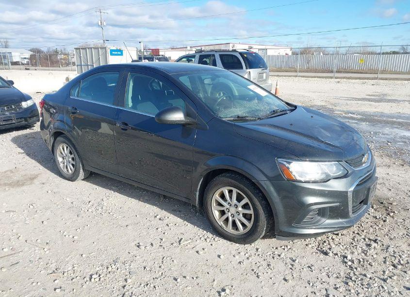 2019 Chevrolet Sonic LT AUTO (VIN 1G1JD5SB9K4146924) main photo