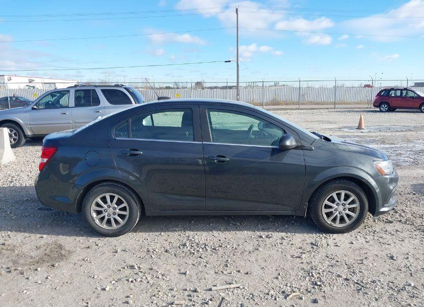Photo 13 of 2019 Chevrolet Sonic LT AUTO (VIN 1G1JD5SB9K4146924)