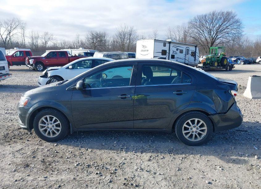 Photo 14 of 2019 Chevrolet Sonic LT AUTO (VIN 1G1JD5SB9K4146924)