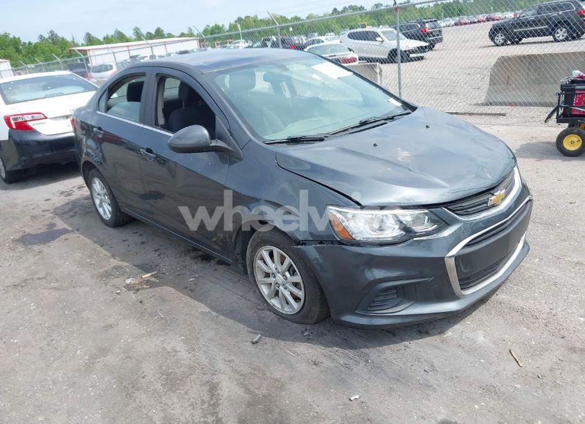 2017 Chevrolet Sonic LT AUTO (VIN 1G1JD5SBXH4102715) main photo