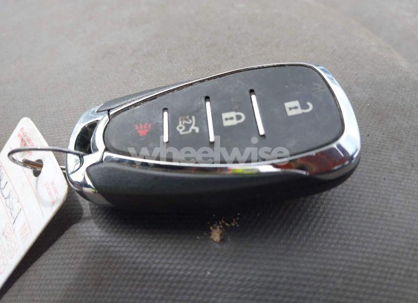 Photo 11 of 2017 Chevrolet Sonic LT AUTO (VIN 1G1JD5SBXH4102715)