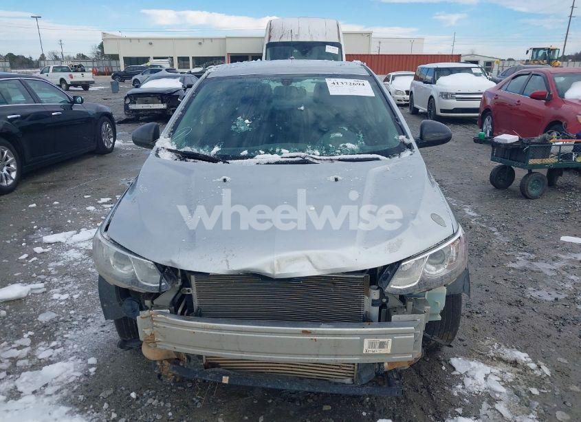 Photo 12 of 2020 Chevrolet Sonic FWD LT (VIN 1G1JD5SBXL4100973)