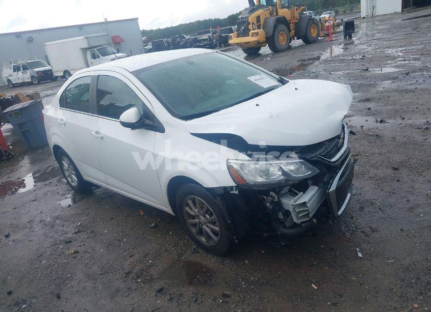 2020 Chevrolet Sonic FWD LT (VIN 1G1JD5SBXL4103842) main photo