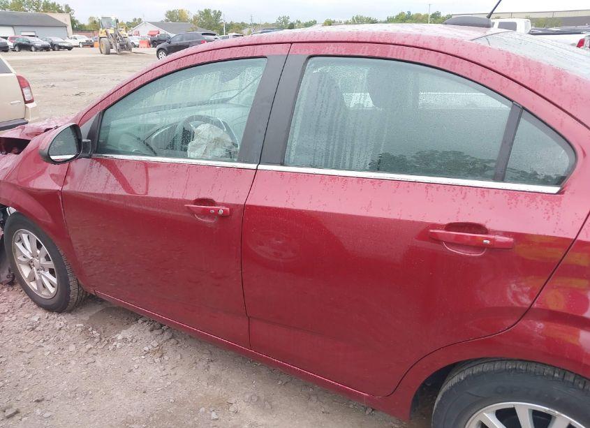 Photo 14 of 2018 Chevrolet Sonic LT AUTO (VIN 1G1JD5SG0J4127026)