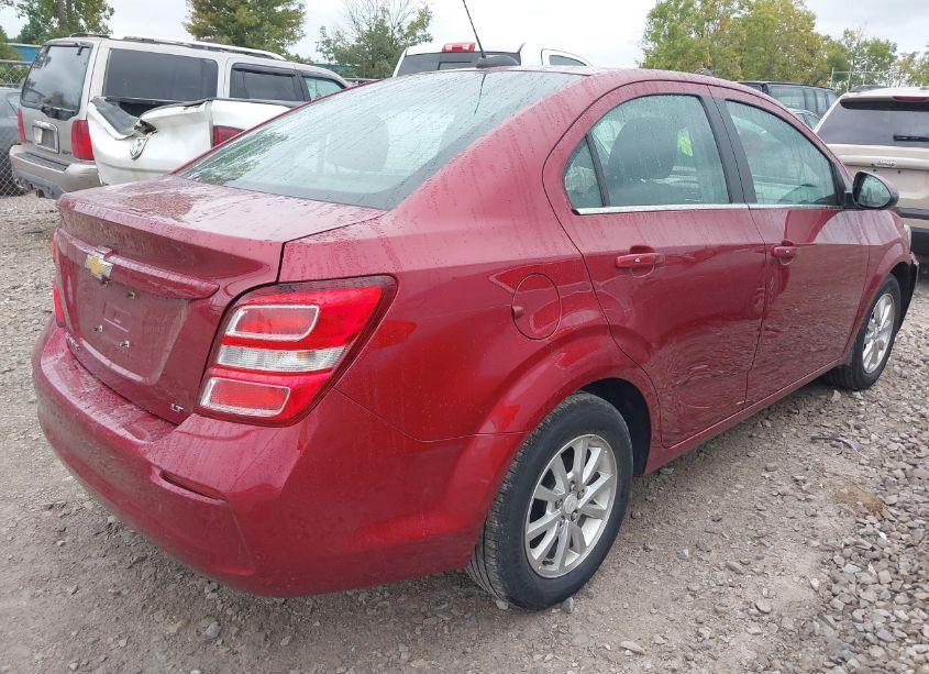 Photo 4 of 2018 Chevrolet Sonic LT AUTO (VIN 1G1JD5SG0J4127026)