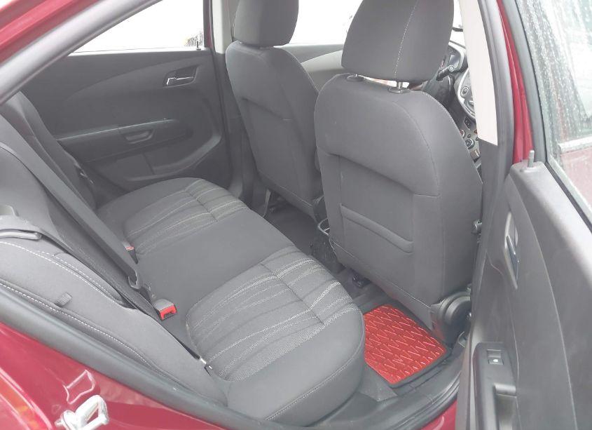 Photo 8 of 2018 Chevrolet Sonic LT AUTO (VIN 1G1JD5SG0J4127026)