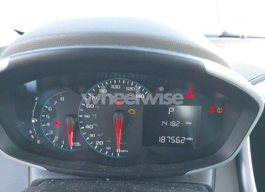 Photo 7 of 2017 Chevrolet Sonic LT AUTO (VIN 1G1JD5SG1H4107832)