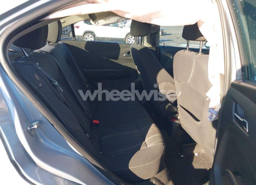 Photo 8 of 2017 Chevrolet Sonic LT AUTO (VIN 1G1JD5SG1H4107832)