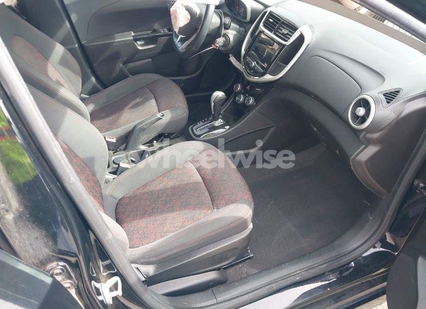 Photo 5 of 2018 Chevrolet Sonic LT AUTO (VIN 1G1JD5SG1J4117301)