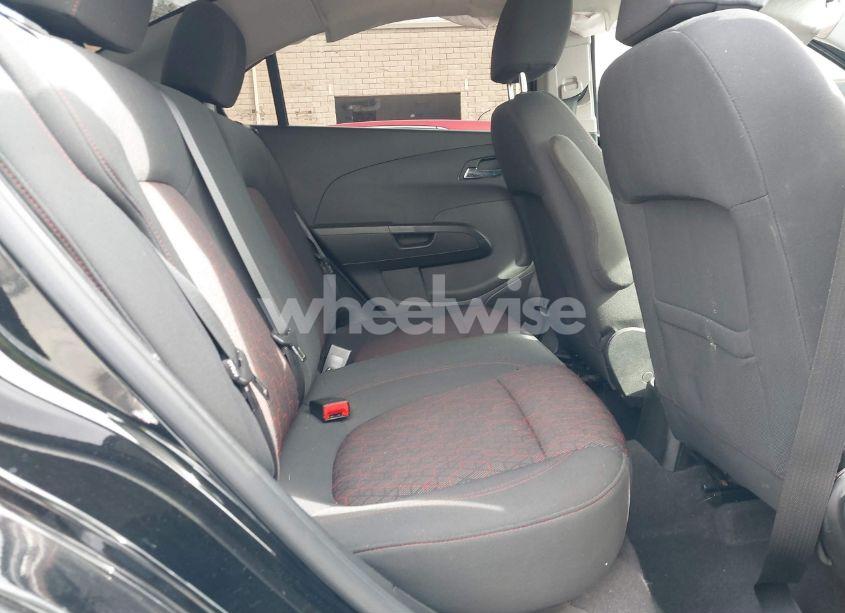 Photo 8 of 2018 Chevrolet Sonic LT AUTO (VIN 1G1JD5SG1J4117301)