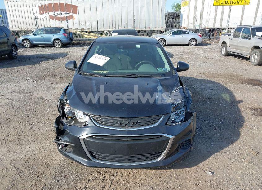 Photo 13 of 2018 Chevrolet Sonic LT AUTO (VIN 1G1JD5SG2J4117386)
