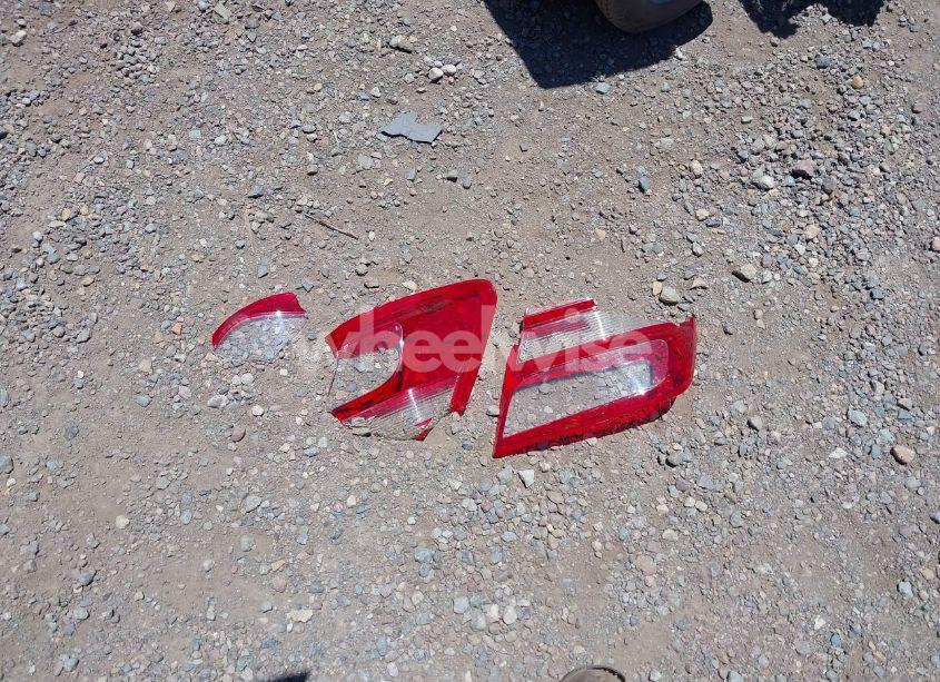 Photo 12 of 2018 Chevrolet Sonic LT AUTO (VIN 1G1JD5SG3J4123567)