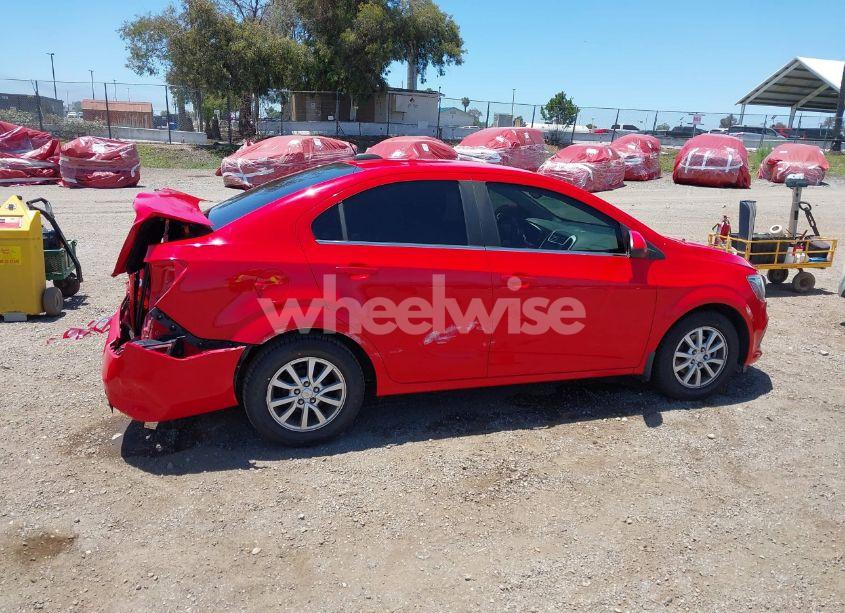 Photo 14 of 2018 Chevrolet Sonic LT AUTO (VIN 1G1JD5SG3J4123567)