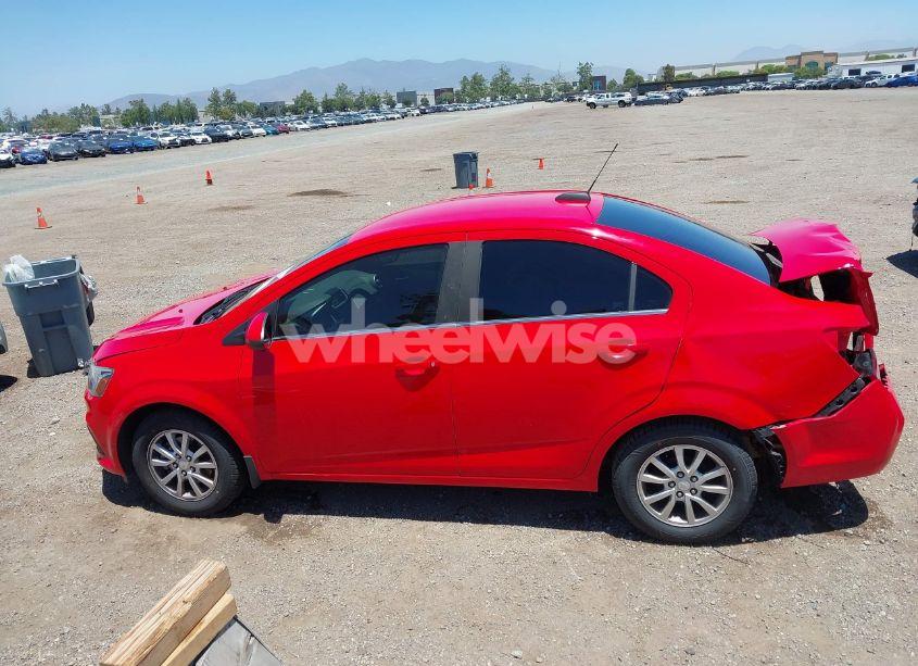 Photo 15 of 2018 Chevrolet Sonic LT AUTO (VIN 1G1JD5SG3J4123567)