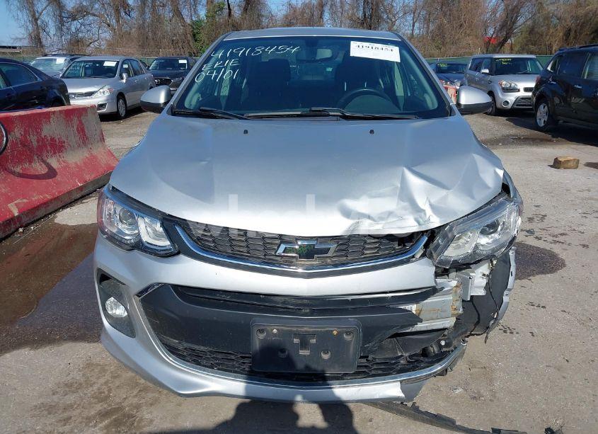 Photo 6 of 2018 Chevrolet Sonic LT AUTO (VIN 1G1JD5SG6J4132523)