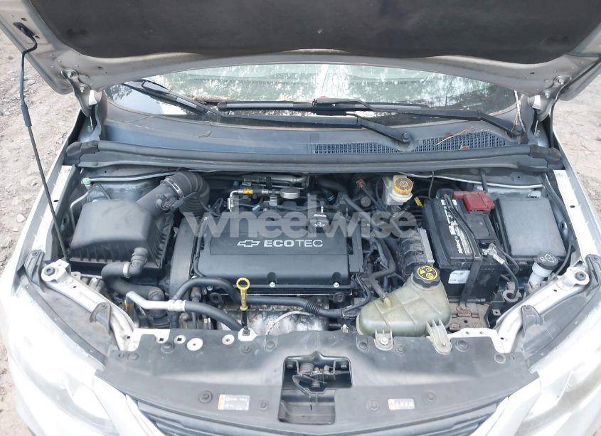 Photo 10 of 2017 Chevrolet Sonic LT AUTO (VIN 1G1JD5SG7H4121301)