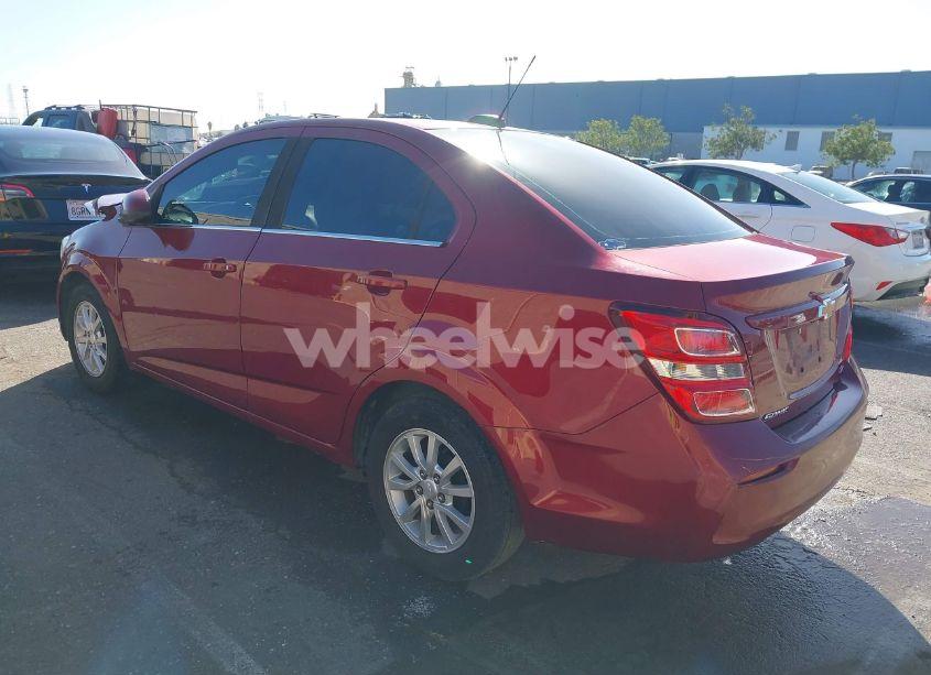 Photo 3 of 2017 Chevrolet Sonic LT AUTO (VIN 1G1JD5SH0H4126882)