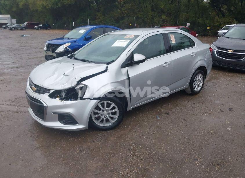 Photo 2 of 2017 Chevrolet Sonic LT AUTO (VIN 1G1JD5SH0H4148056)